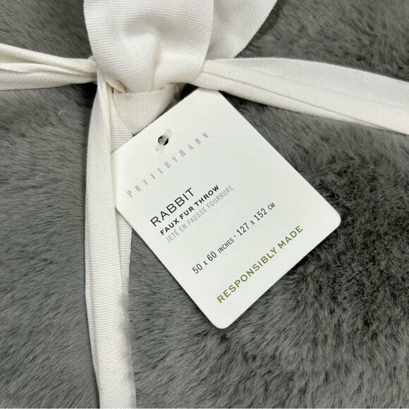Pottery Barn Double Faced Rabbit Faux Fur Throw Platinum Gray SOFT 50 x 60 NWT - Picture 4 of 7